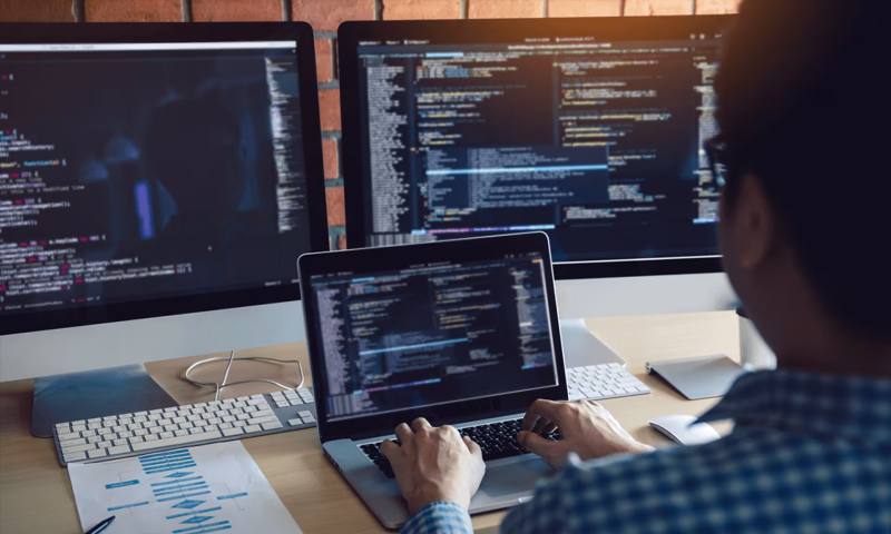数据科学选型：R与Python如何赋能丰镇市网站建设？